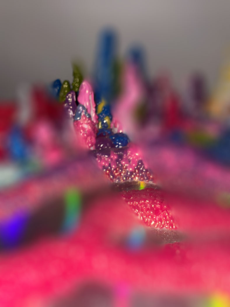 Narrative Installation: 개인적 서사(Personal Narrative)를 공간적으로 풀어낸 치유의 설치 미술